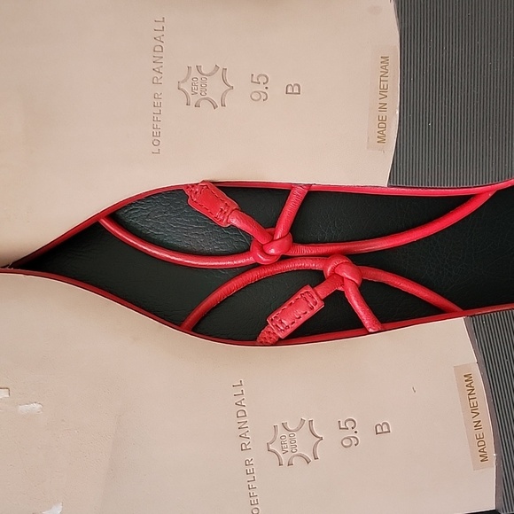 NEW Loeffler Randall Bright Red Knot-Strap Flat Sandals Size 9.5 - Picture 6 of 8
